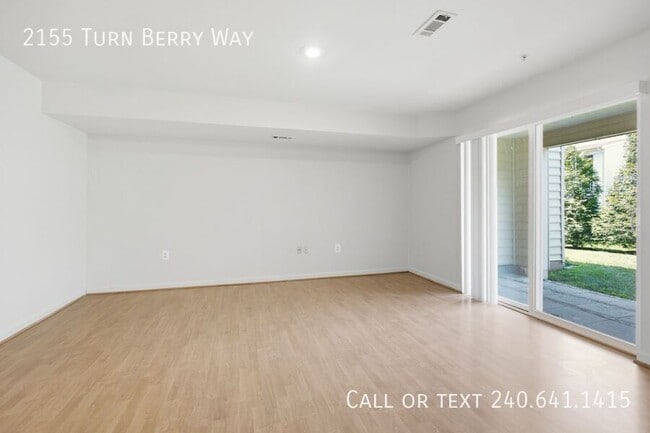 Building Photo - 2155 Turn Berry Way