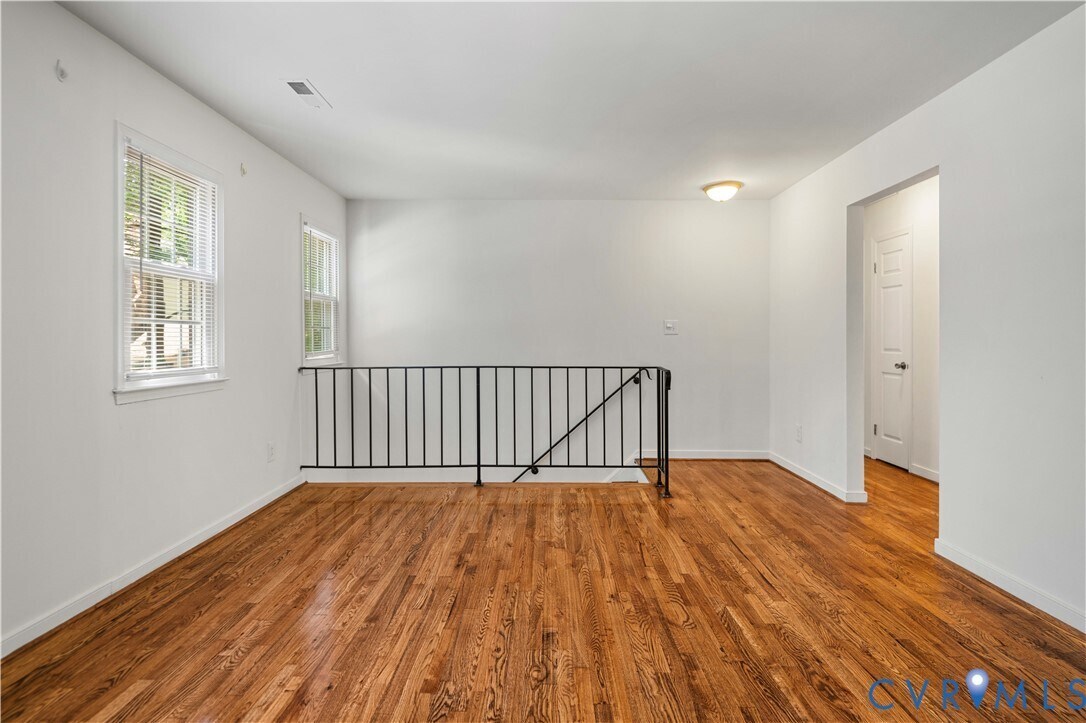 Building Photo - 1704 Taft Pl