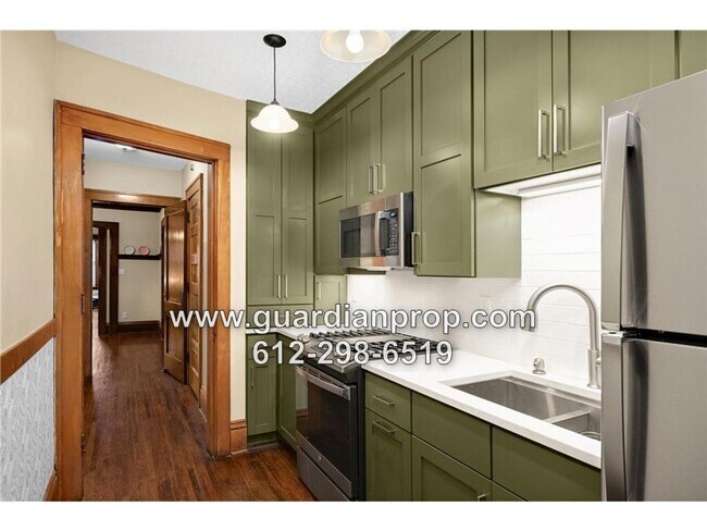 Building Photo - 641 Marshall Ave