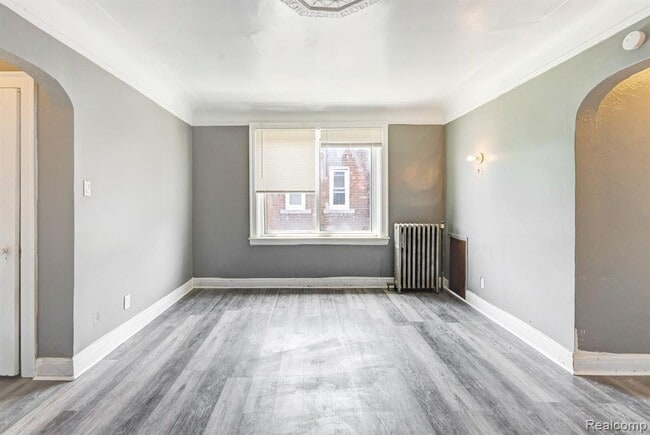 Building Photo - 13535 La Salle Blvd
