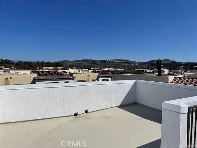 Building Photo - 3327 Doheny Way