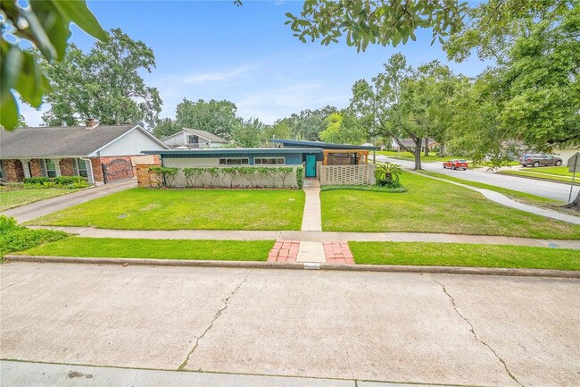 Building Photo - 5143 Cheena Dr