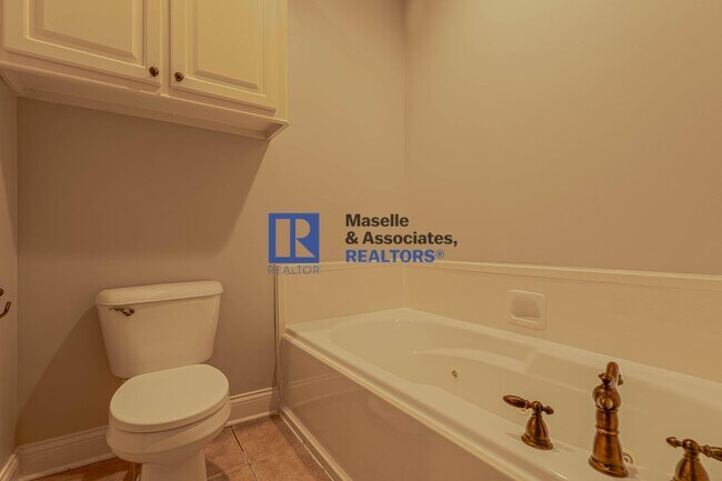 Building Photo - 3 Bed/2 Bath Home in Pearl in Silver Ridge