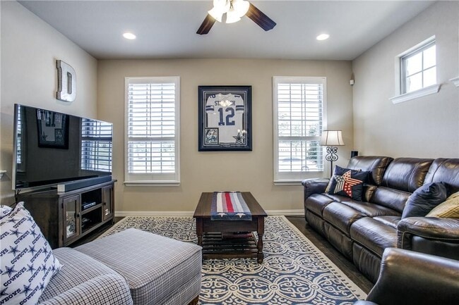 Building Photo - 3927 Cascade Sky Dr