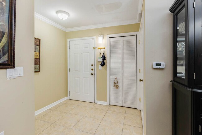 Building Photo - 3591 Kernan Blvd S