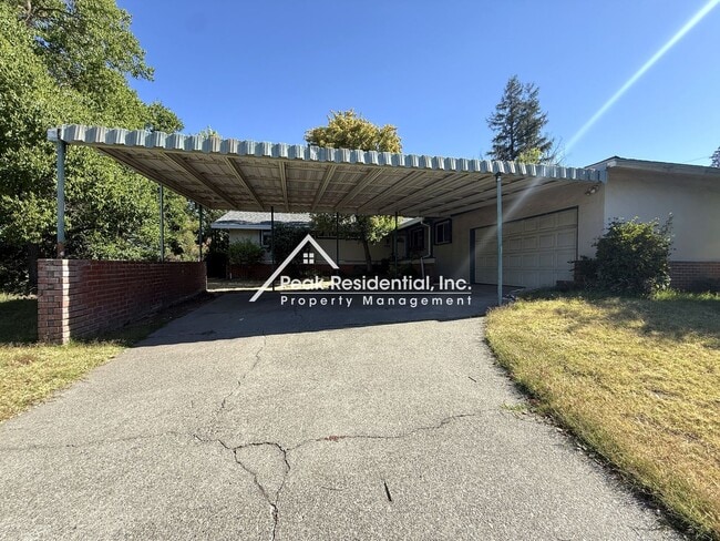 Building Photo - 4301 Cottage Way