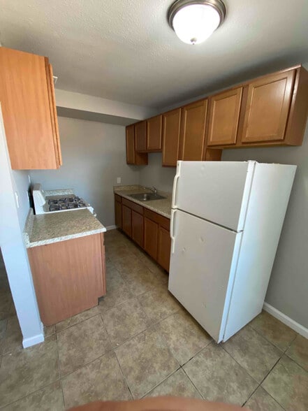 Building Photo - 417 N 32nd Pl