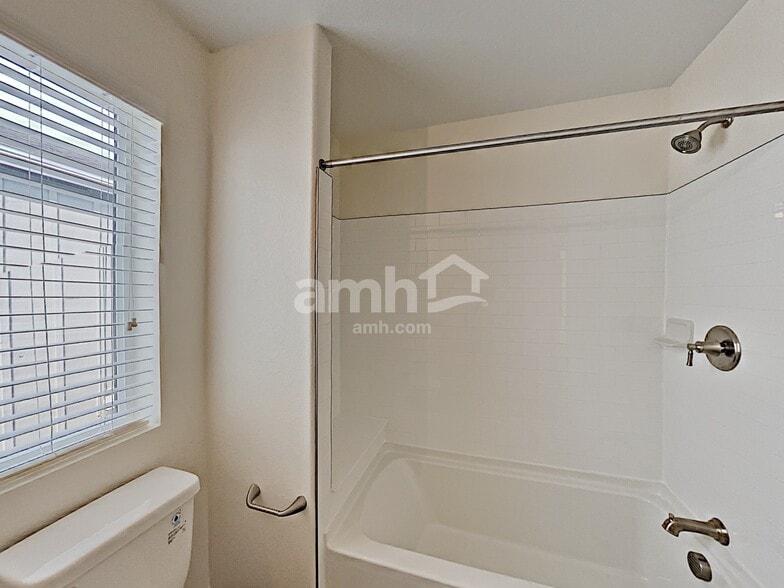 Building Photo - 4771 Crestone Peak St