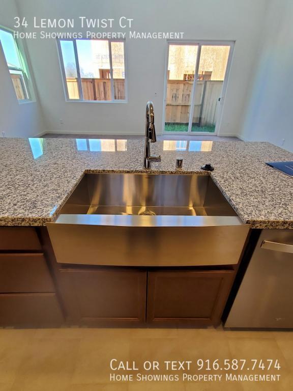 Building Photo - 34 Lemon Twist Ct