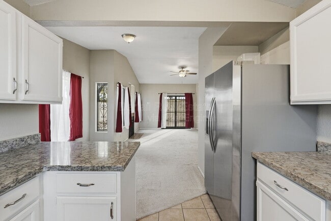 Building Photo - 5133 W Citrine Pl