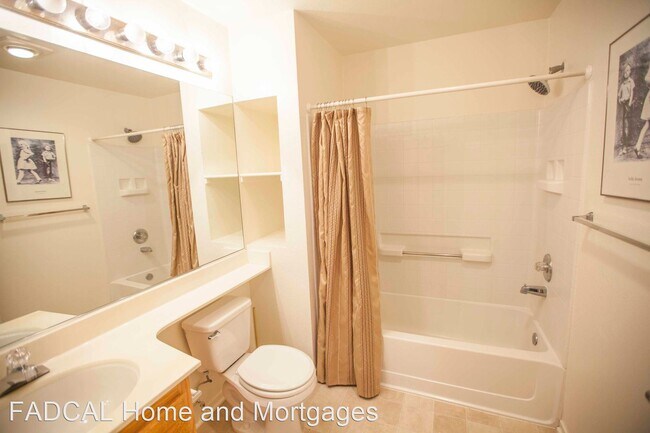 Building Photo - 2 br, 2 bath House - 260 Caldecott Lane #224
