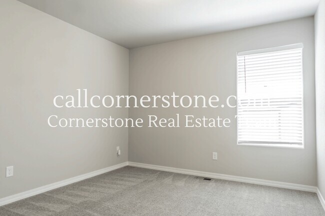 Building Photo - 4215 Samaritan Lp