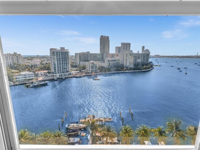 Building Photo - 20 Island Ave