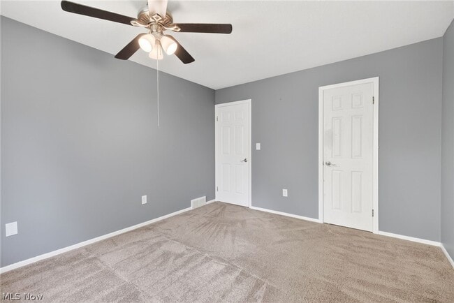 Building Photo - 9582 Fernwood Dr