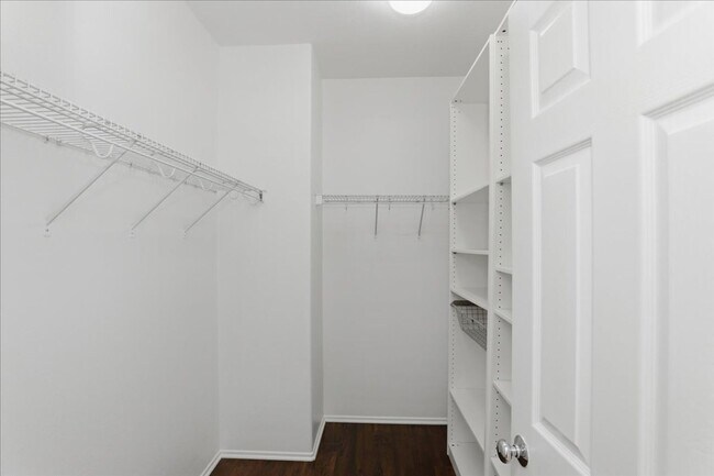 Building Photo - Prime Riverside Location Near La Sierra University + Community Amenities