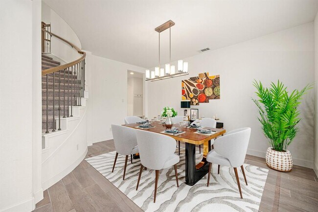 Building Photo - 28946 Parker Ridge Dr