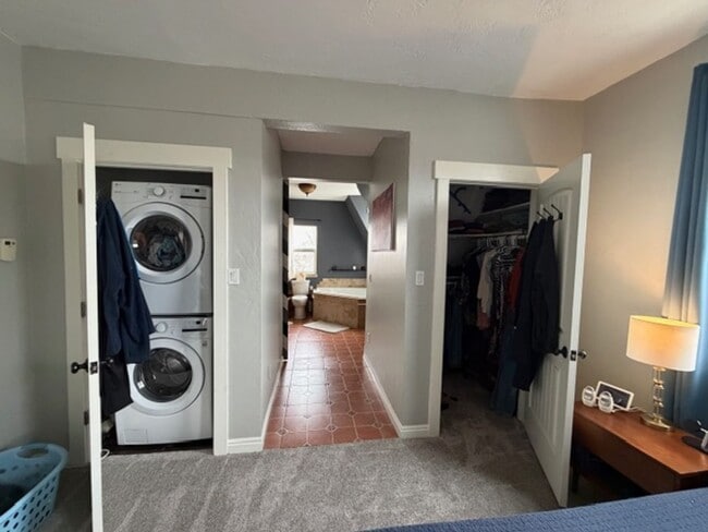 Building Photo - 1538 S 400 E