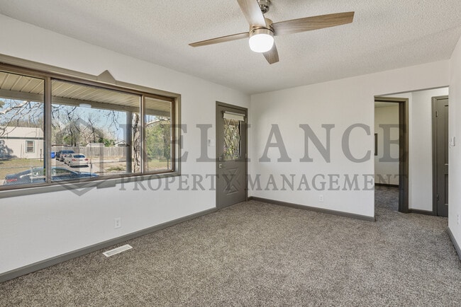 Building Photo - 125 Grover Ave