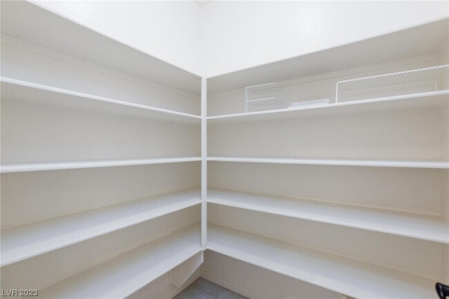 Building Photo - 10117 Heron Lake Ave