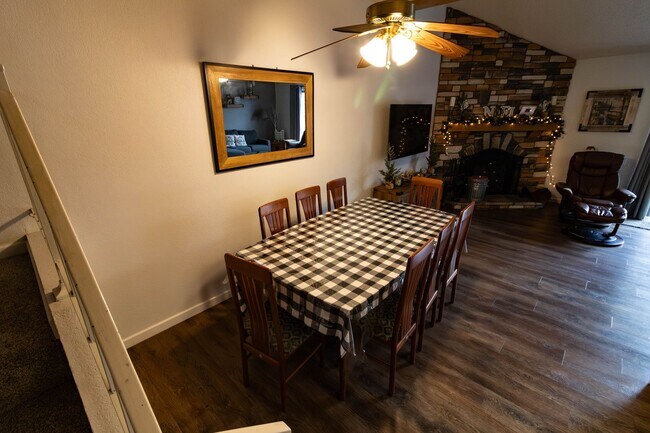 Building Photo - 3 Bedroom 2 Bathroom Condo in Big Bear Lake