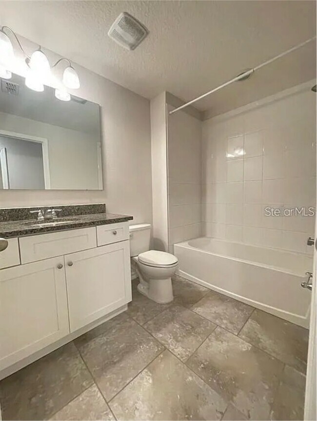 Building Photo - 16525 Outter Grv Aly