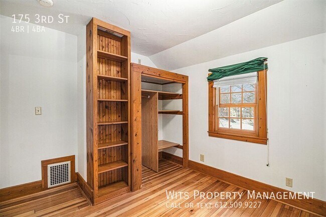 Building Photo - 175 3rd St