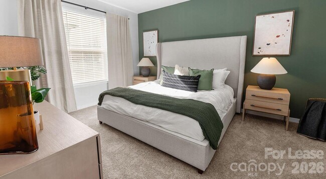 Building Photo - 2546 Perimeter Pointe Pkwy