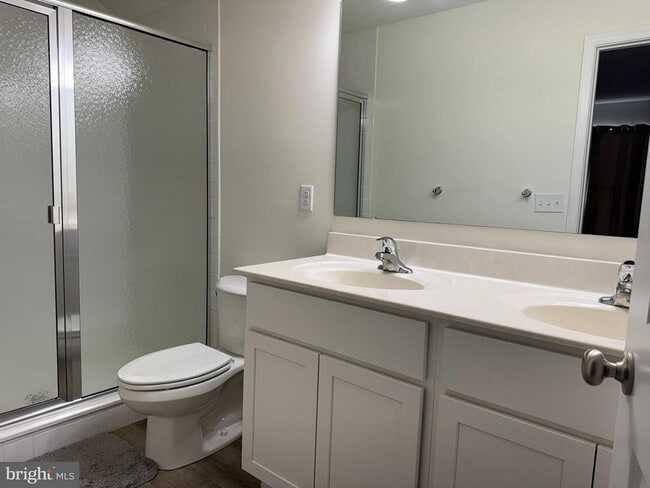 Building Photo - 267 Doylestown