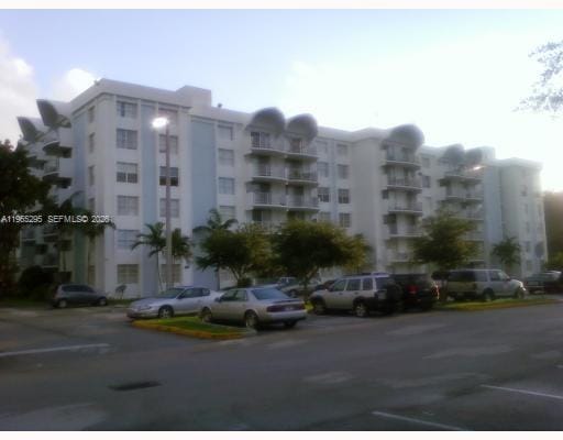 Building Photo - 492 NW 165th St