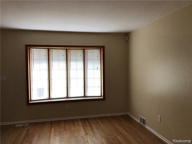 Building Photo - 35984 Scone St