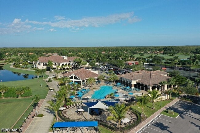 Building Photo - 10020 Siesta Bay Dr