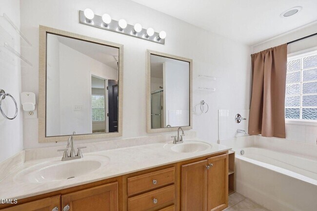 Building Photo - 42 Sonora Dr