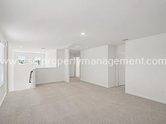 Building Photo - 522 Blanton St