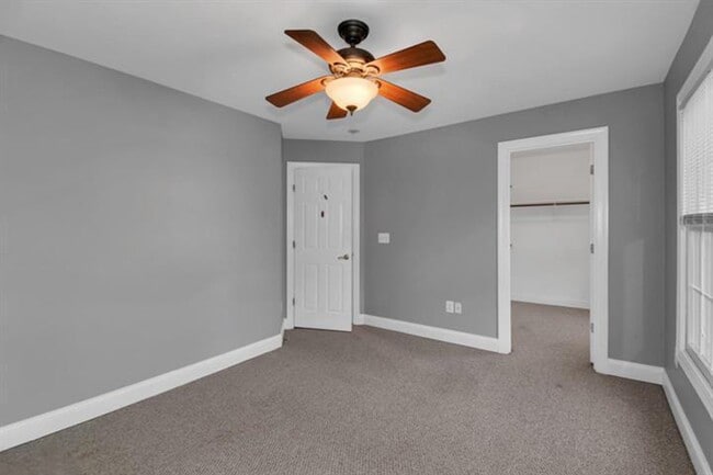 Building Photo - 9540 Parsonage Ln