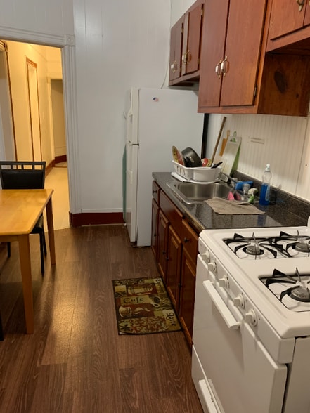 Building Photo - 84-13 90th St