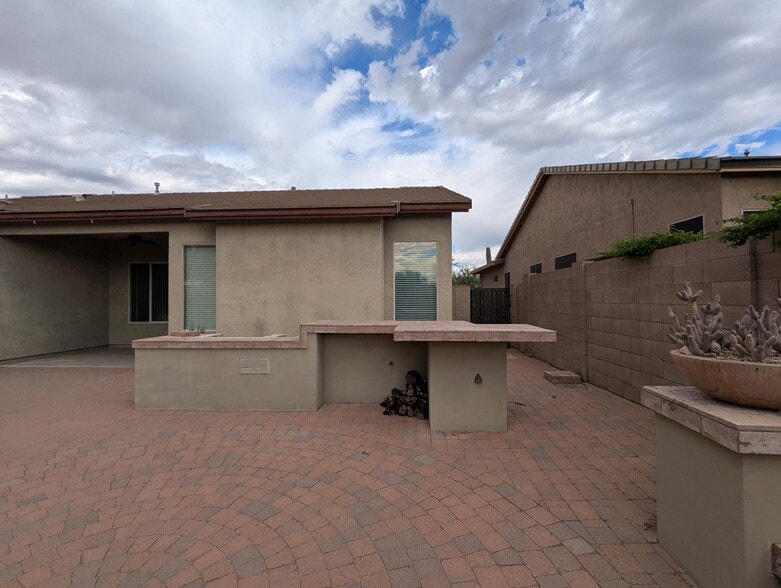 Building Photo - 10479 E Superstition Range Rd