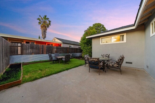 Building Photo - 5904 40th St