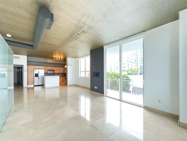 Building Photo - 2275 Biscayne Blvd