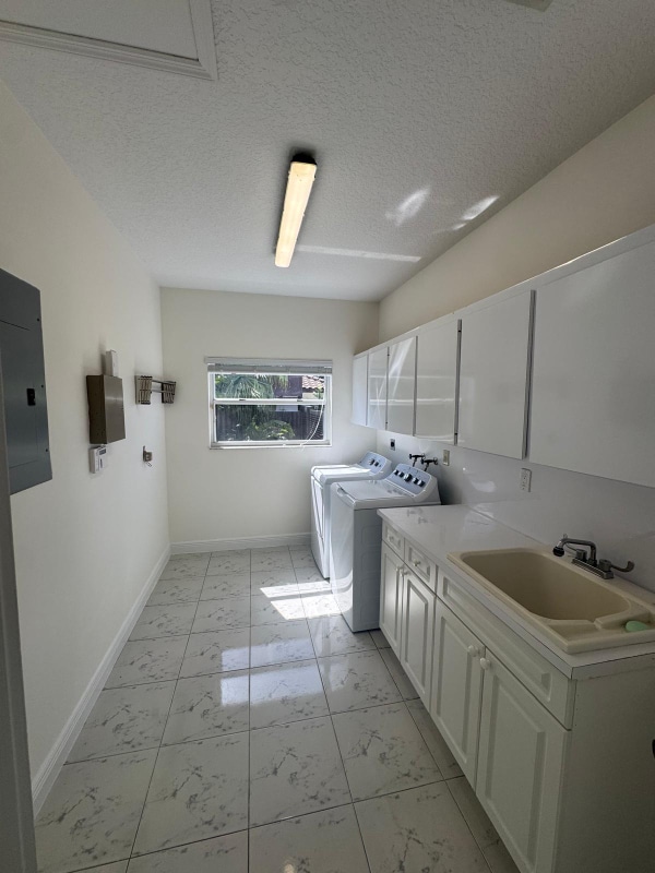 Building Photo - 10840 SW 139th Rd