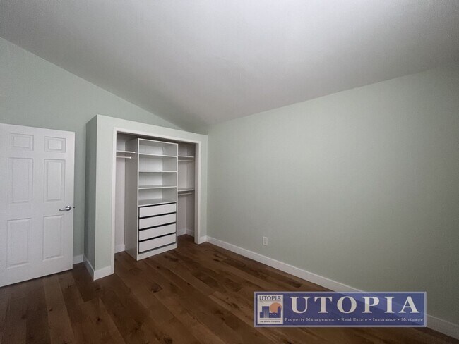 Building Photo - Bright Sunny 3-Bedroom House in Rio Del Mar