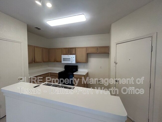 Building Photo - 709 Catalina Dr