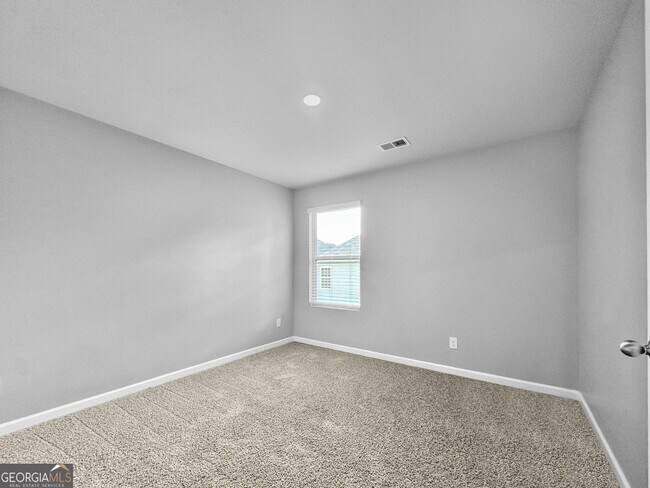 Building Photo - 4035 Emmons St