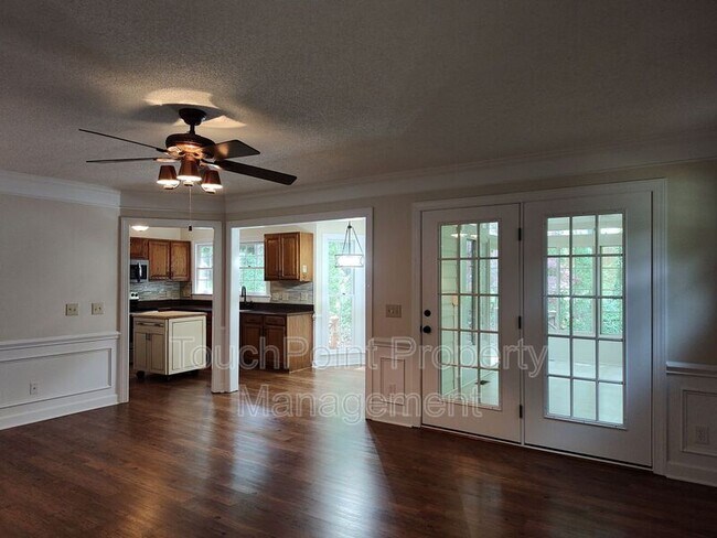 Building Photo - 7235 Kinsmore Ln