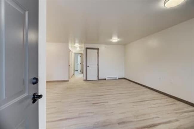 Building Photo - 3105 Cooney Dr