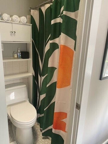 Bathroom - 3144 N St NW