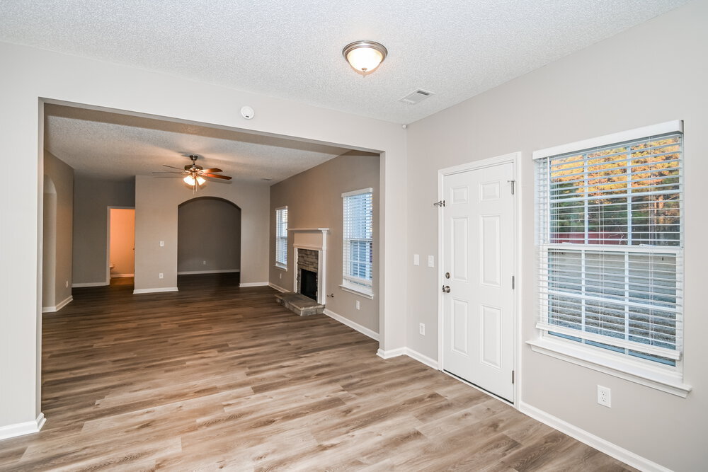 Building Photo - 6657 Delaware Bend