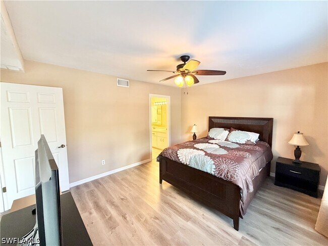 Building Photo - 509 Roma Ct