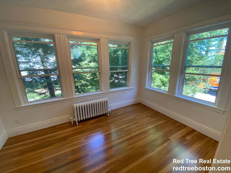 Building Photo - 244 Winchester St