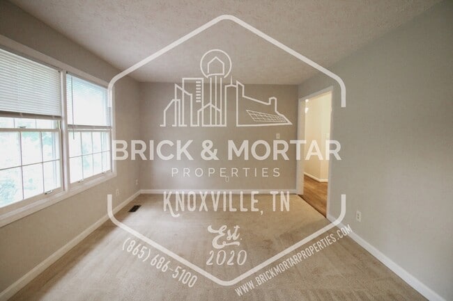 Building Photo - 8637 Glen Echo Dr