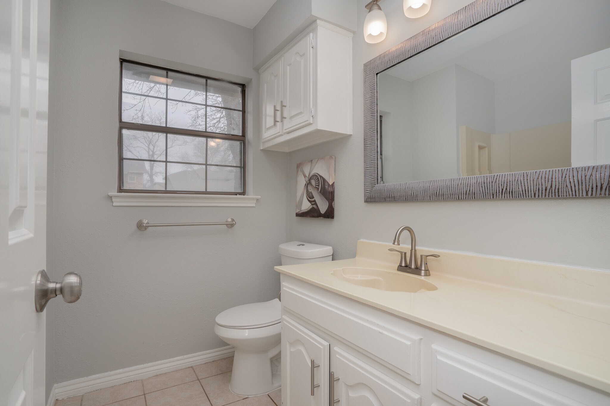 Building Photo - 317 Benjamin St